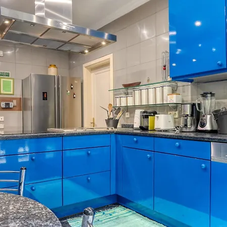 Casa Bromelias, A In Madeira Villa