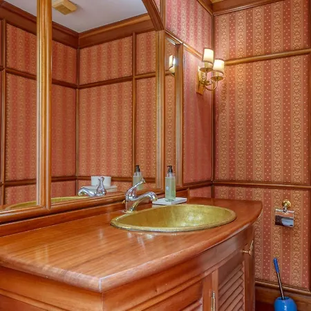 Casa Bromelias, A In Madeira Вилла