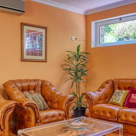 Вилла Casa Bromelias, A In Madeira