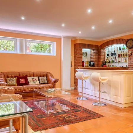 Casa Bromelias, A In Madeira *